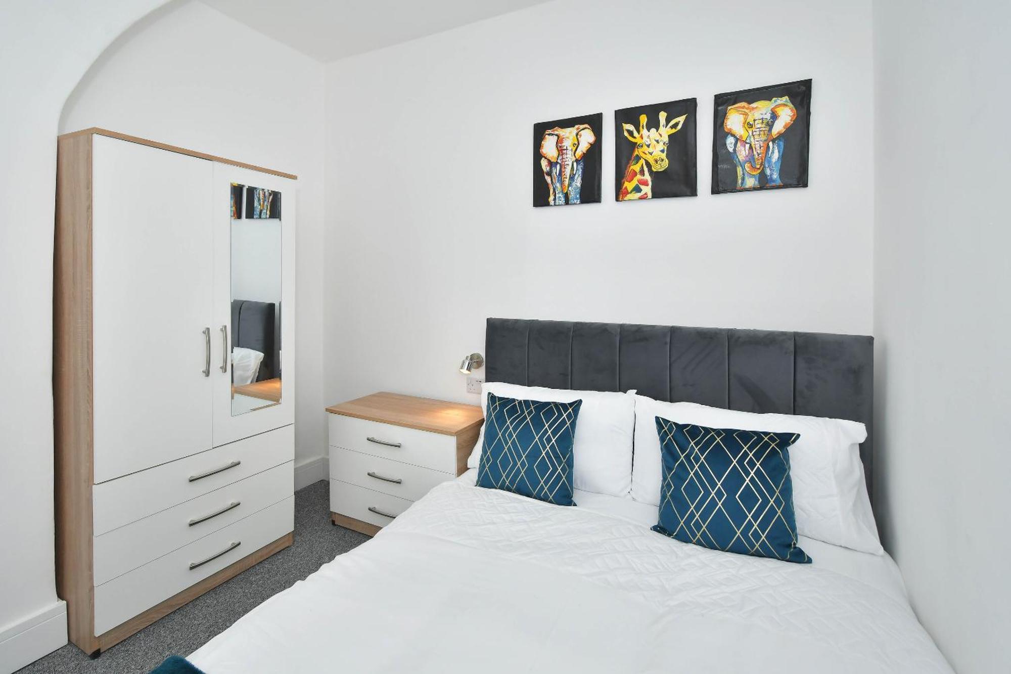 Townhouse @ 202 Walthall Street Крю Екстериор снимка