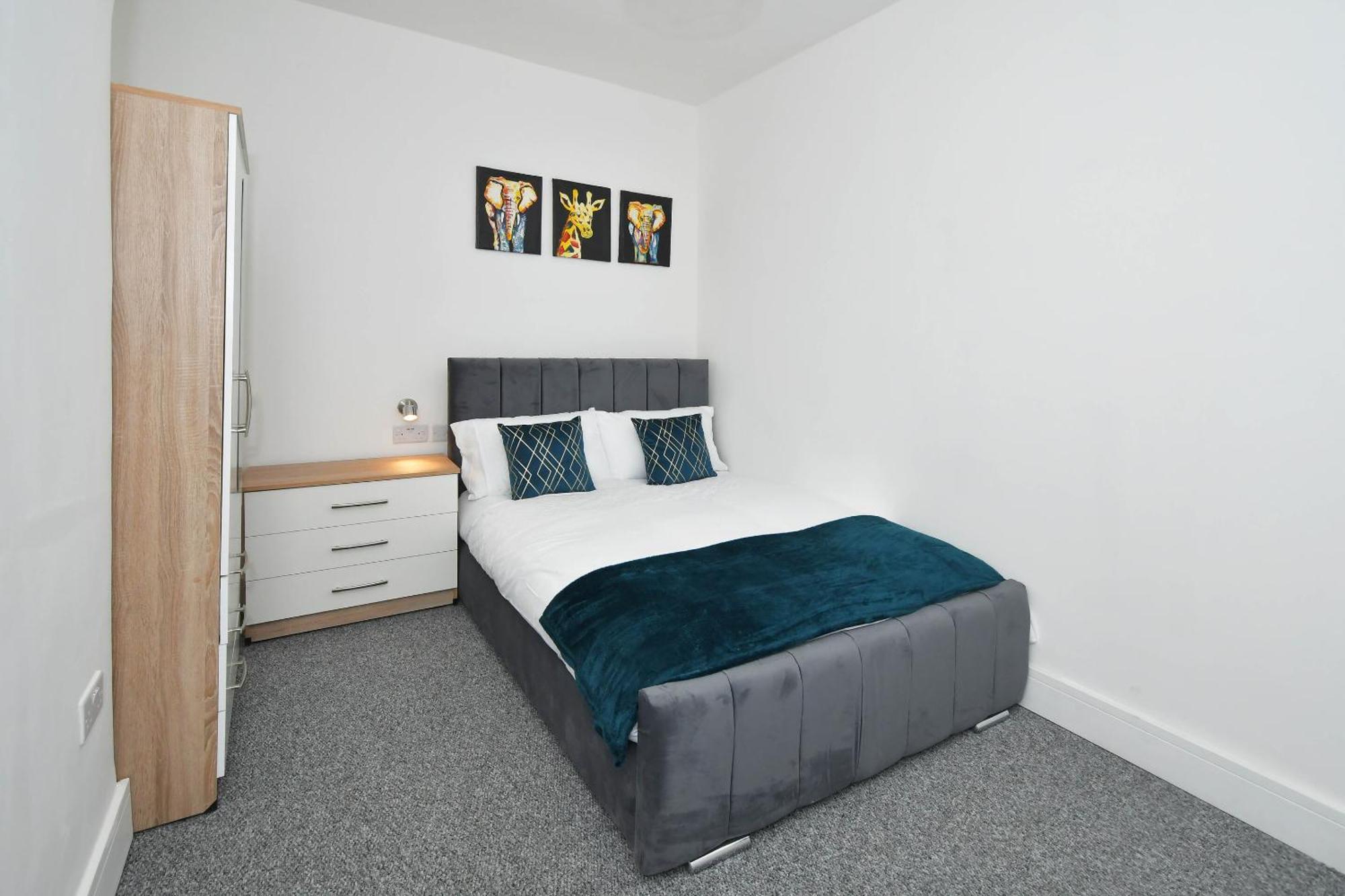 Townhouse @ 202 Walthall Street Крю Екстериор снимка