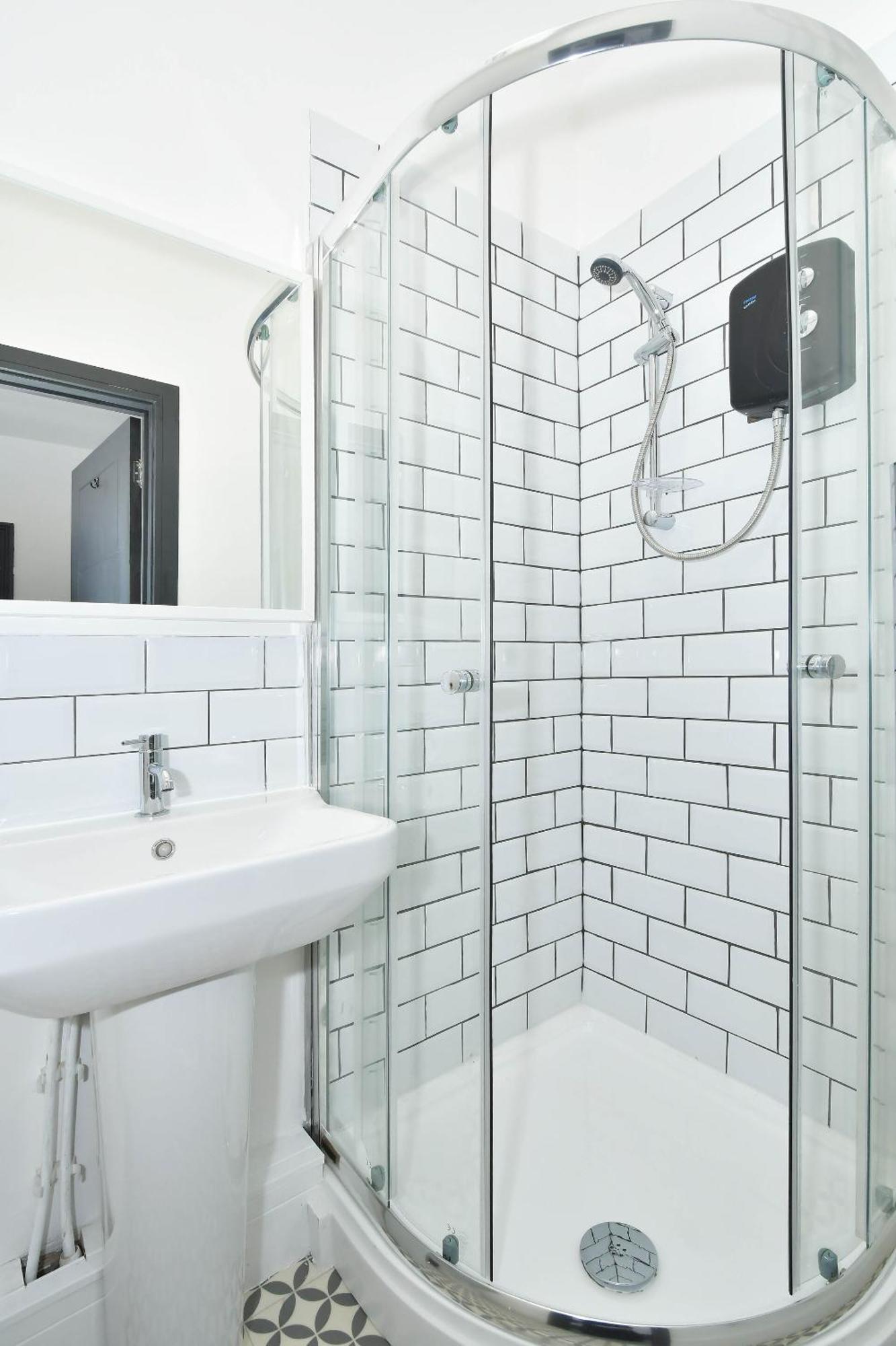 Townhouse @ 202 Walthall Street Крю Екстериор снимка